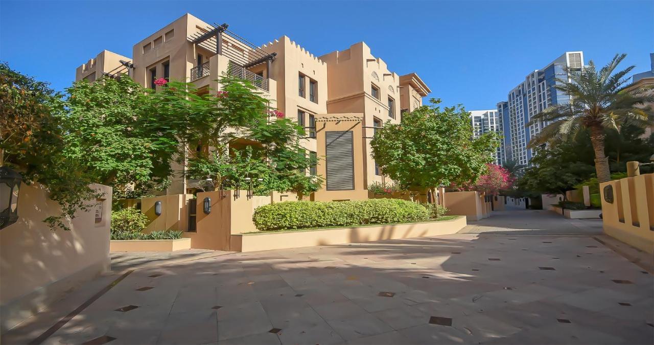 Apartment Brachium By Star Stays, Peaceful Downtown Short Walk To Mall & Burj Khalifa Dubai