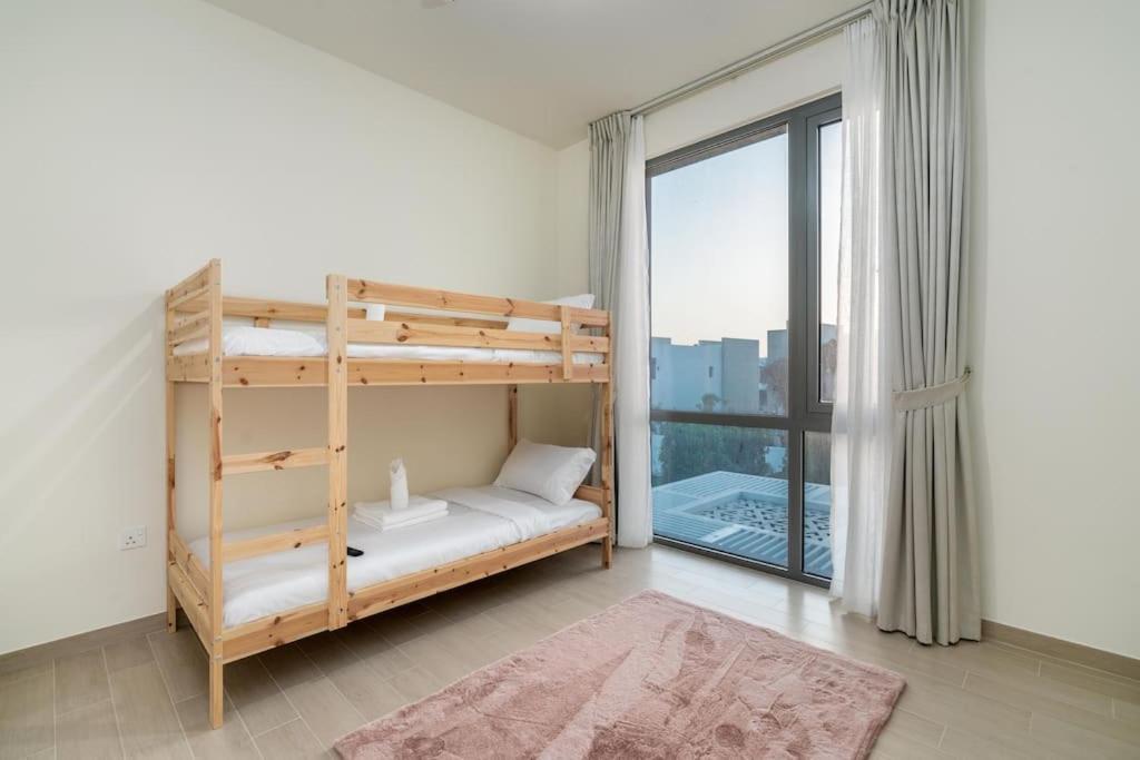 Villa - 3 Bdr With Private Pool - Emaar Golf Links