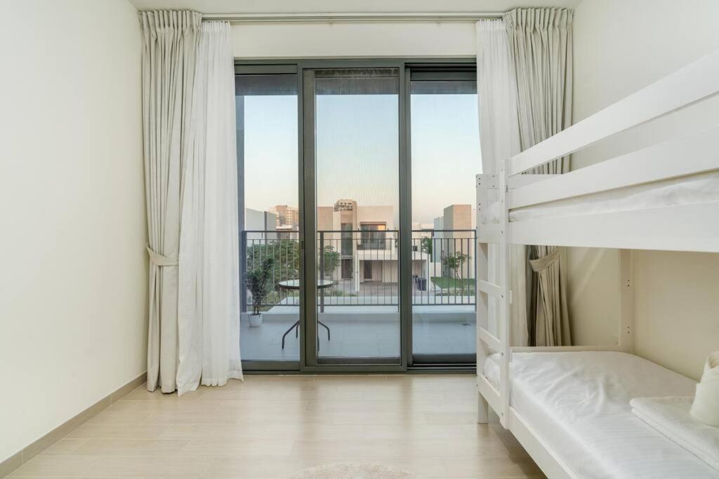 - 3 Bdr With Private Pool - Emaar Golf Links *