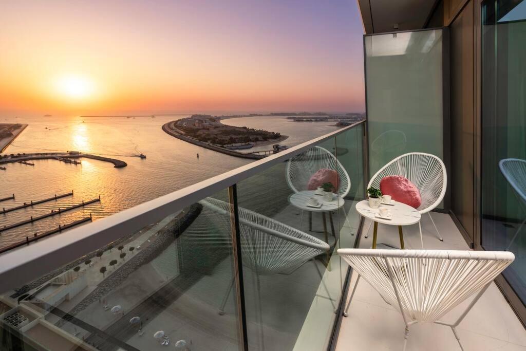 Prime Retreats - Vista Emaar Apartment Dubai