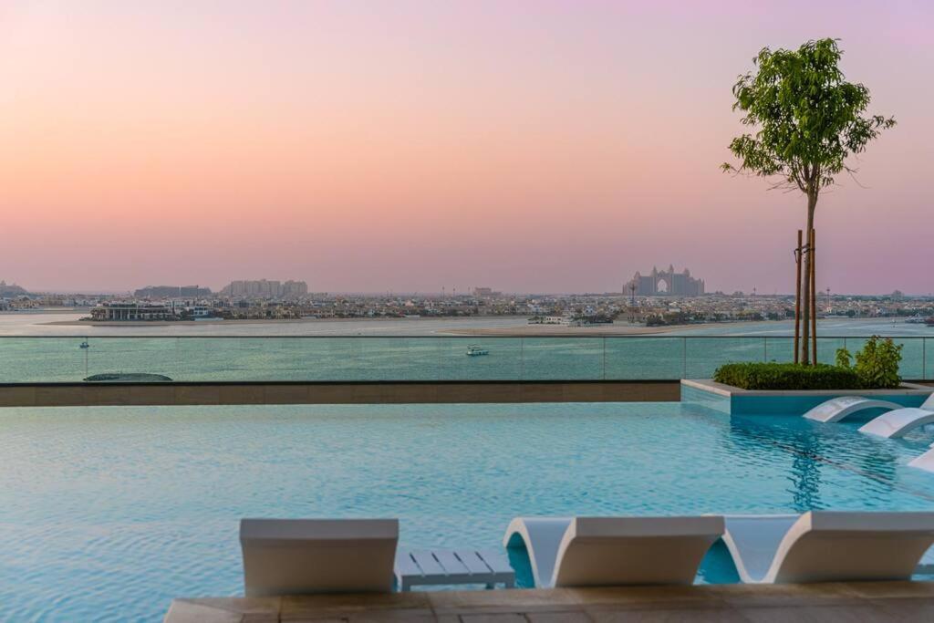 Prime Retreats - Vista Emaar Apartment