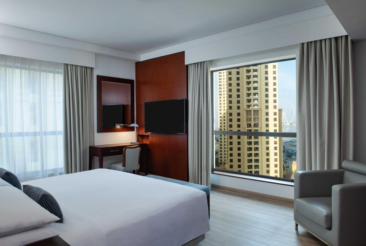 Delta By Marriott Jumeirah Beach, 4*