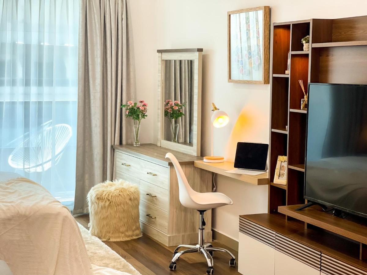 Luxury Close To Jbr Beach&yacht Club&metro-available Airport Shuttle Apartment *