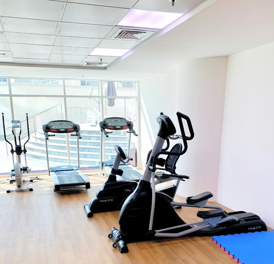 5 Star Beach Access Serviced Apartment: Marina Heart