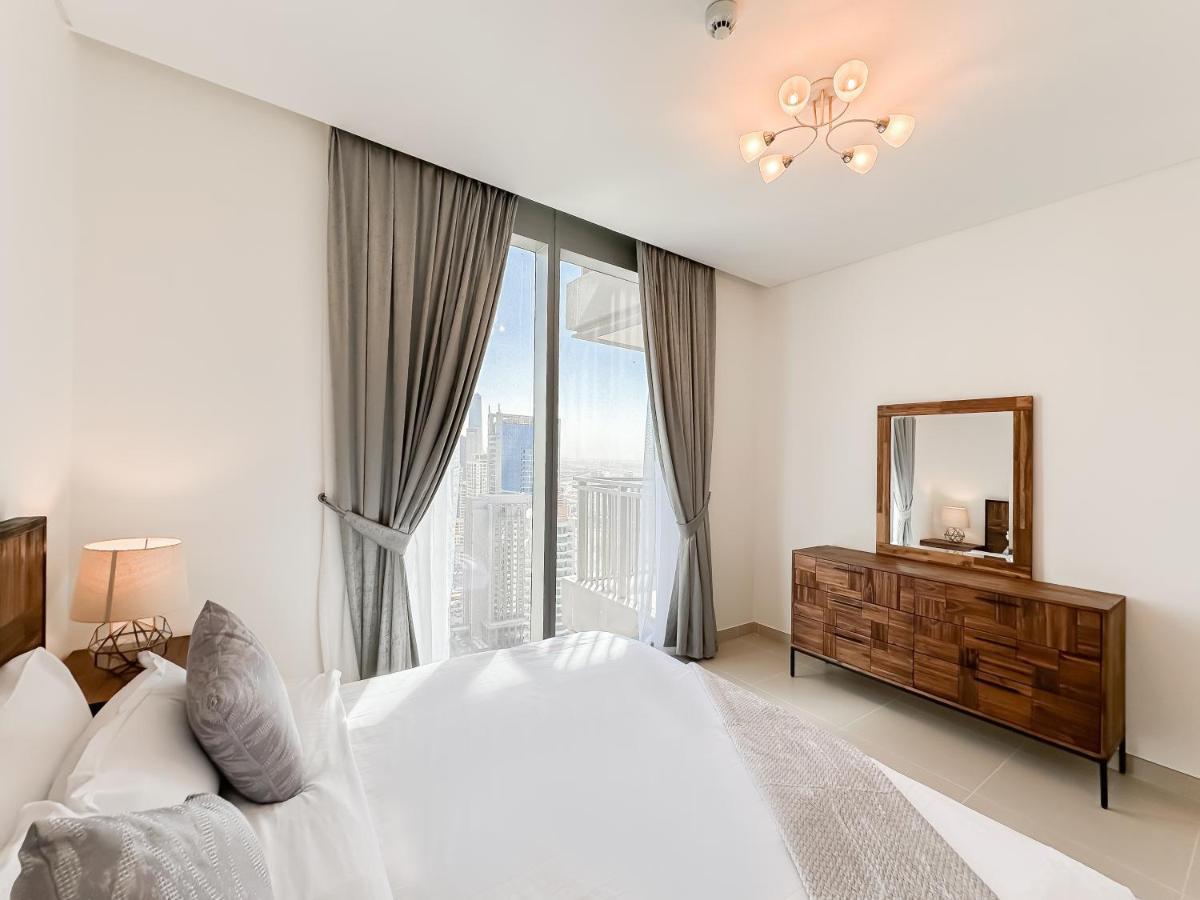Luton - Sea And Eye View & Luxury 3br , 5242 Tower - , Marina - 28ab02 Dubai
