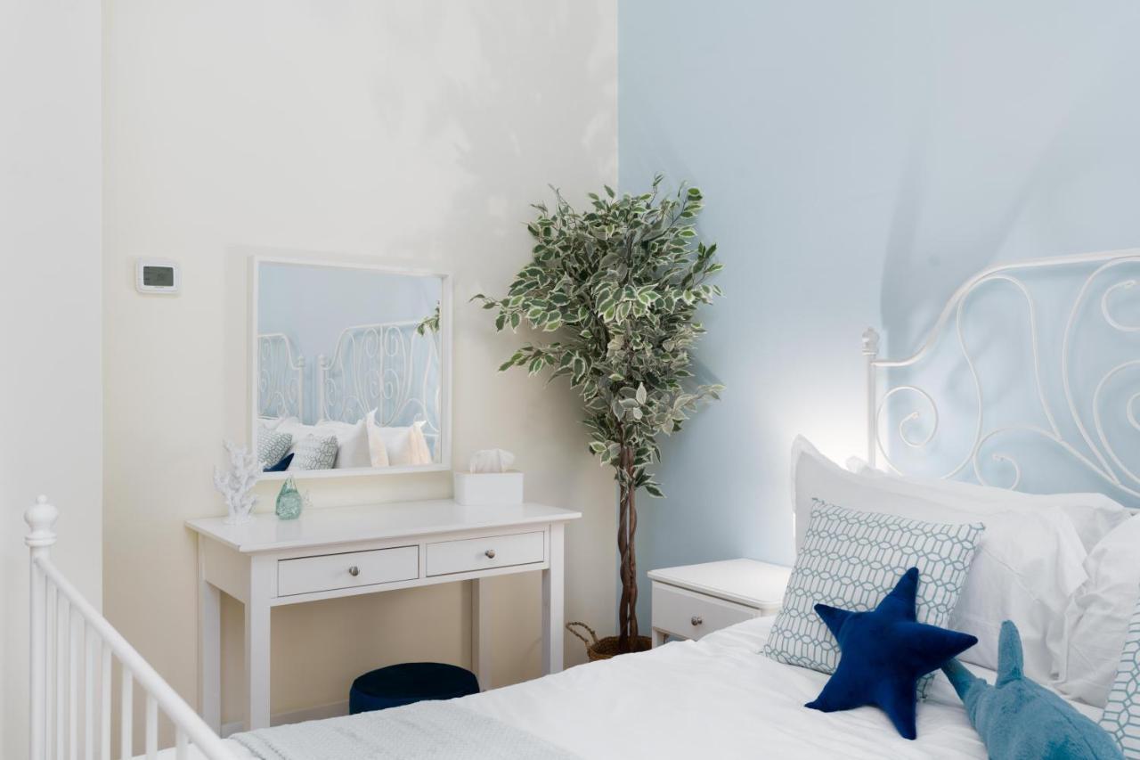 Ultimate / 7 Beds / Sea, Jbr And Ain Views / 3 Min Walk To Jbr / Large Families Or Groups / Perfect Vacation Destination * Dubai