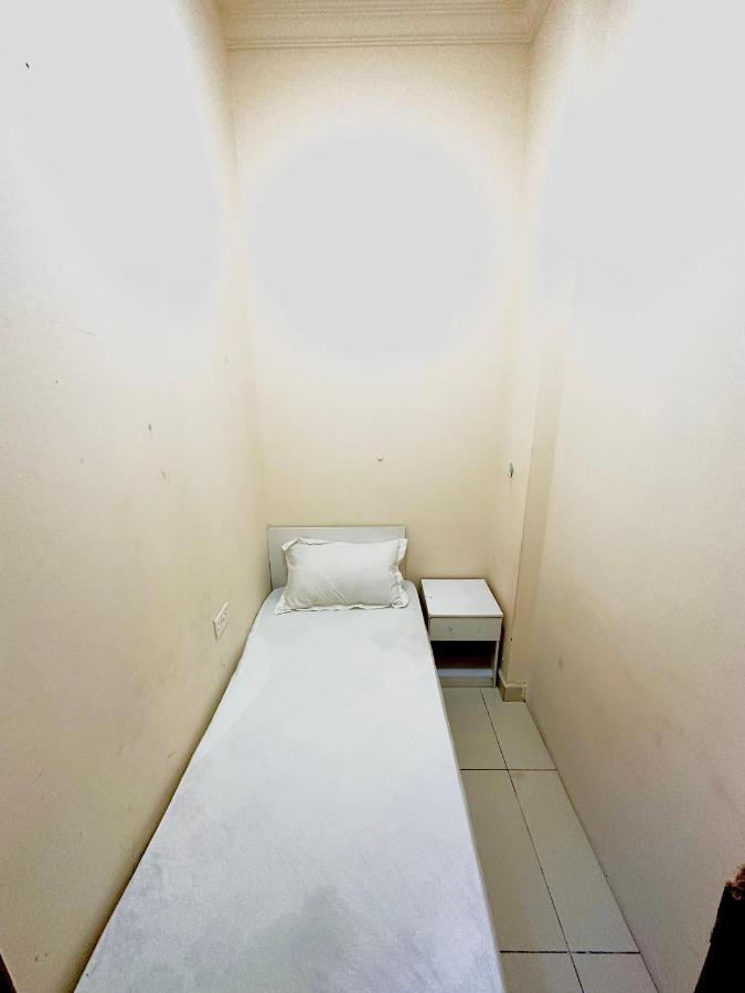Homestay Low-priced Budget For Rent Near Dafza *