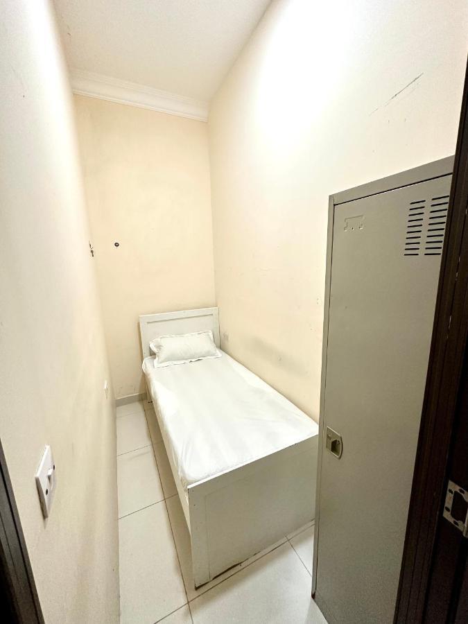 Homestay Low-priced Budget For Rent Near Dafza