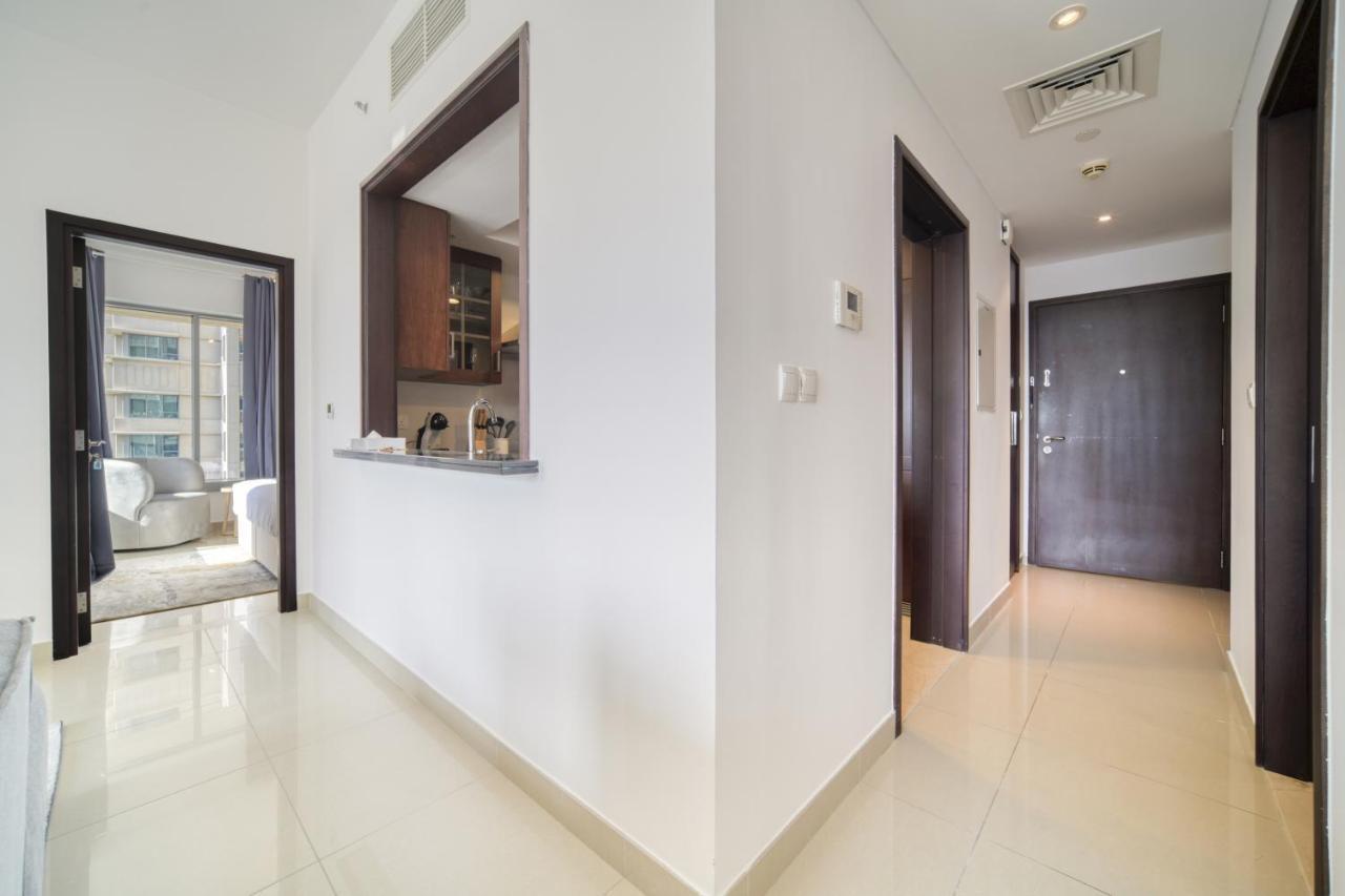 29 Boulevard, Burj Khalifa Downtown - Mint * Dubai