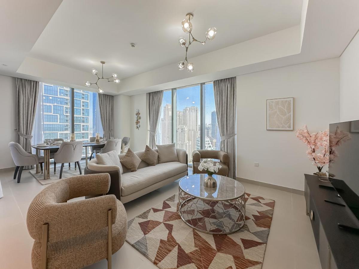 Luton - Sea And Eye View & Luxury 3br , 5242 Tower - , Marina - 28ab02 Apartment