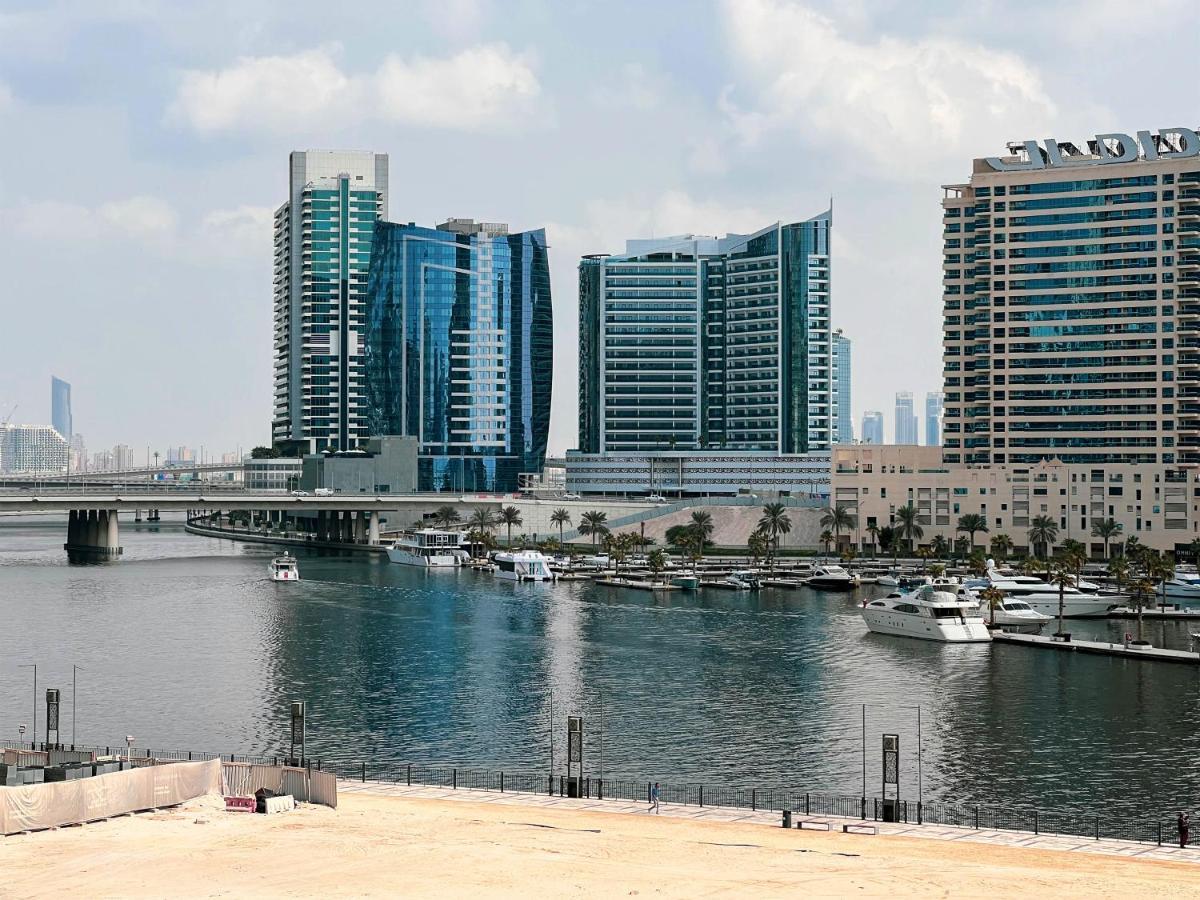 Cosmos Living Business Bay Downtown Apartment