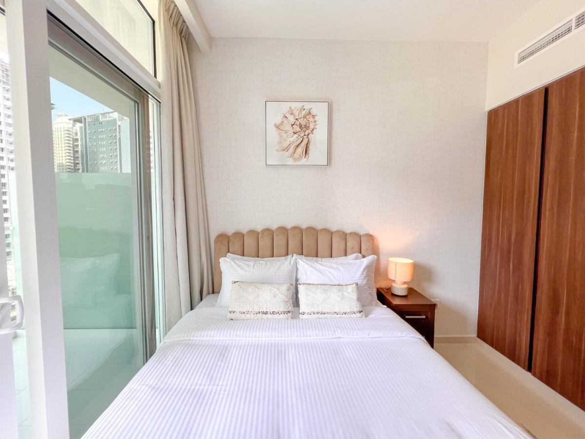 Apartment Cosmos Living Business Bay Downtown *