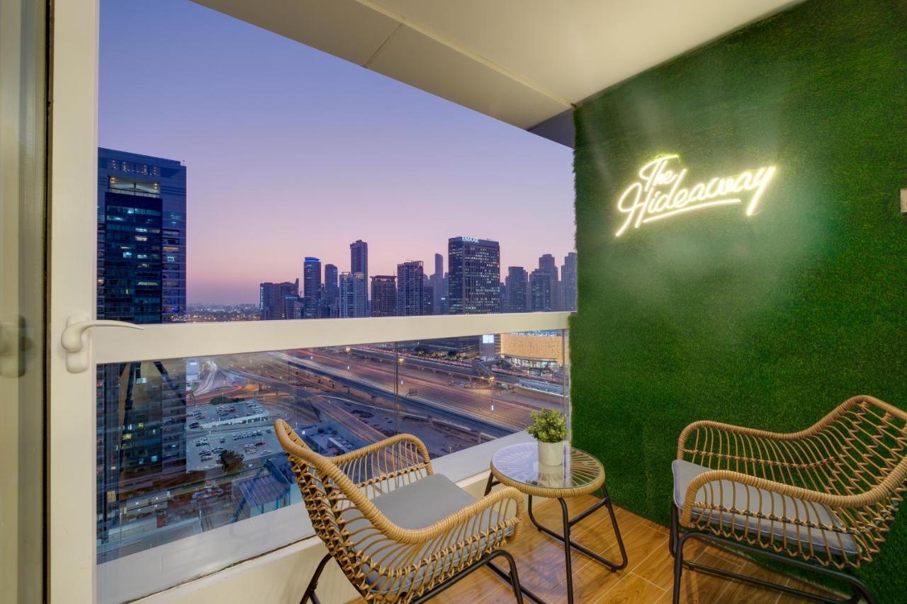 Luxury - Rooftop Pool - View Dubai