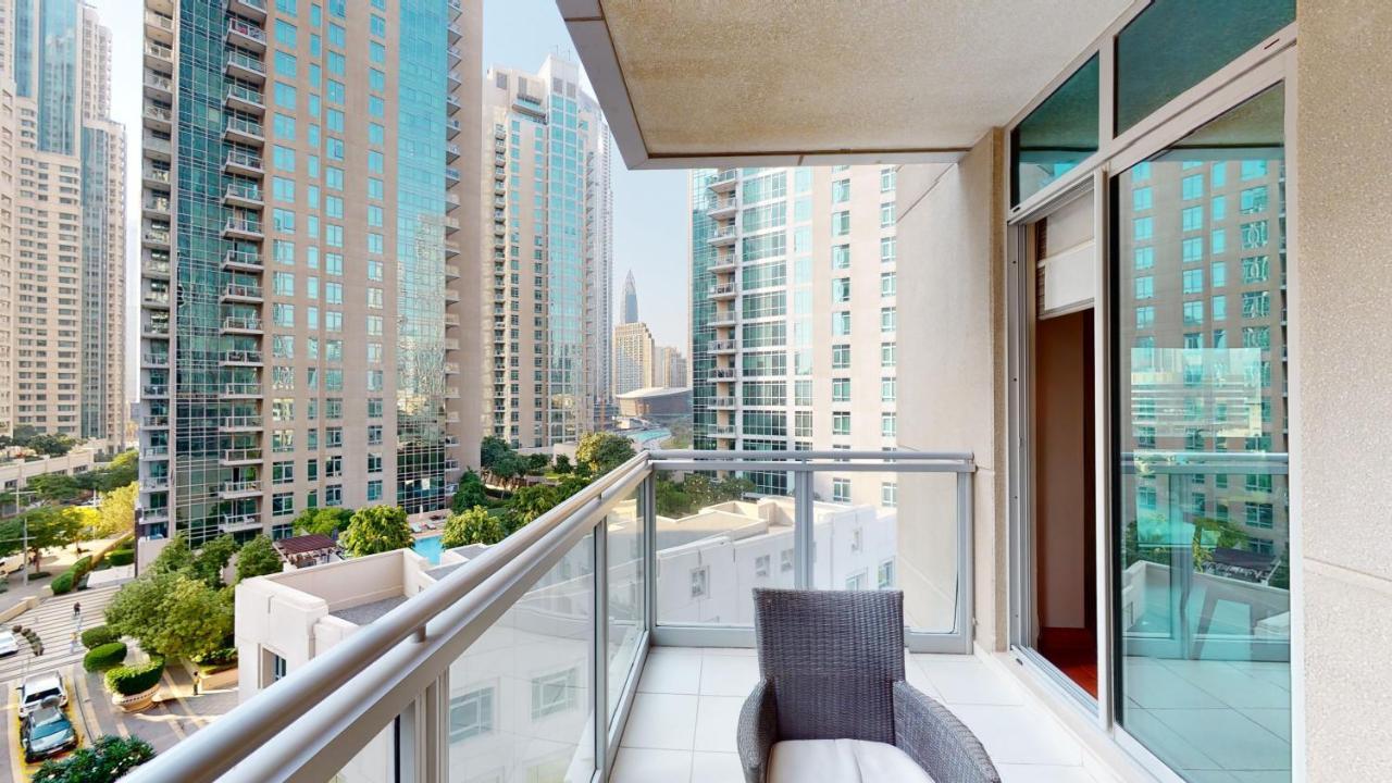 Apartment Stylish 2-bed Burj Khalifa And Fountain Views