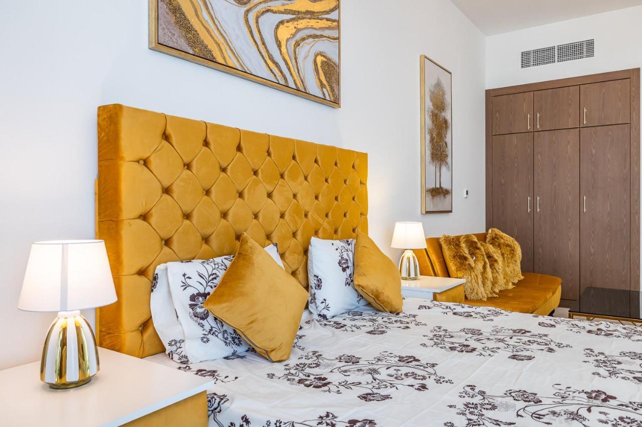 It Is A Great View At Night From Your Balcony And Even From Bed Dubai