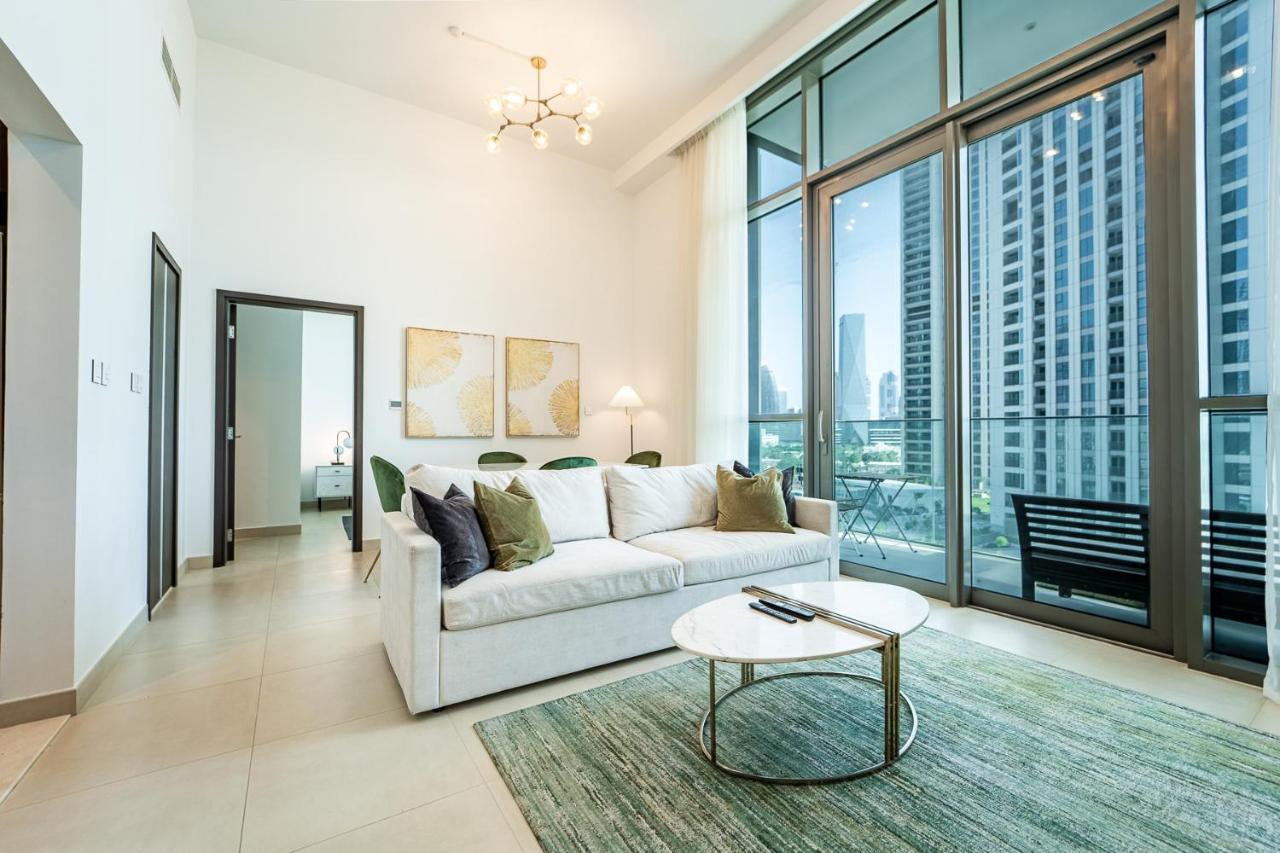 Apartment Luxury Staycation - Fancy Connected To Burj Khalifa