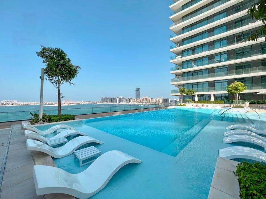 Apartment Luxurious Beachfront Dubai