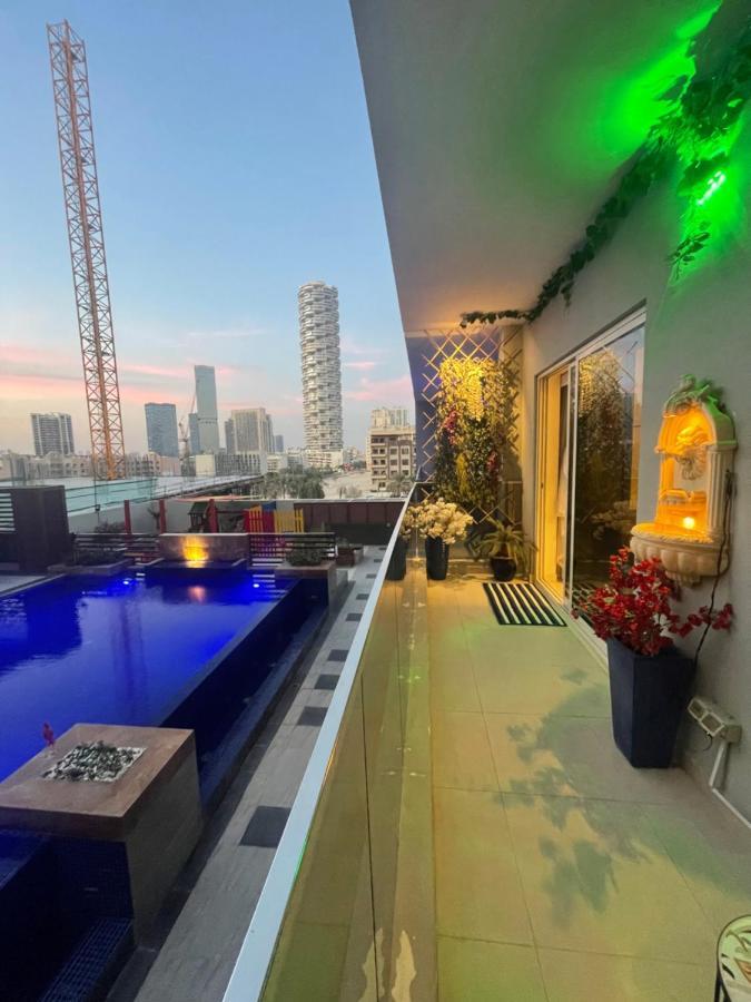 Luxury 5 Star 1 Bed Dubai
