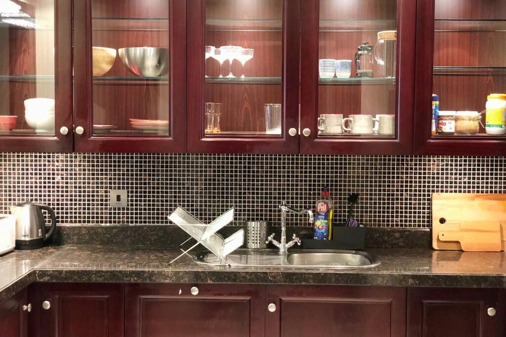 Apartment 2 Bedroom Old Town Garden - The 108 Residences *
