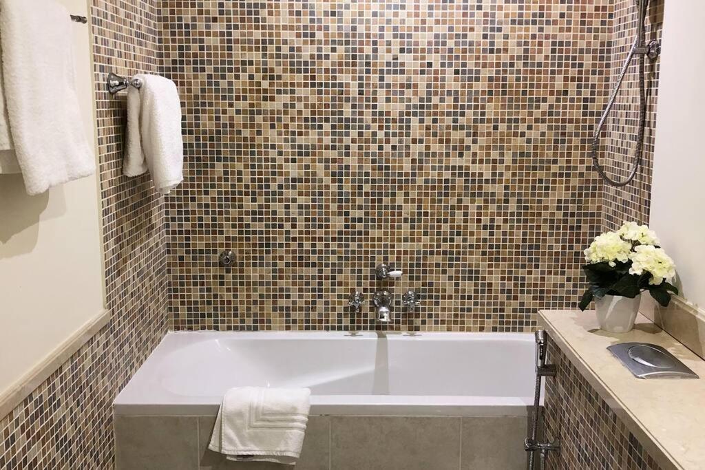 2 Bedroom Old Town Garden - The 108 Residences Apartment *