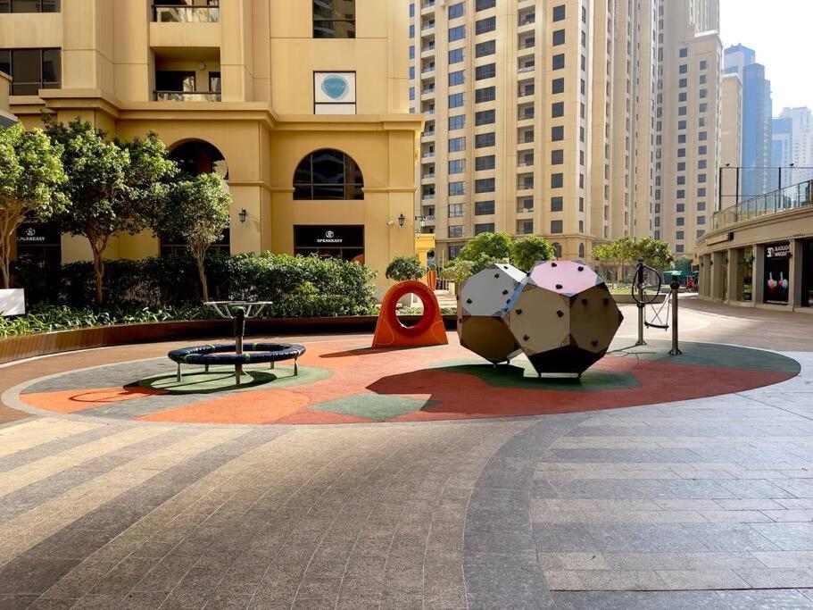 Leen Homes-jbr -spacious 4 Bedroom *