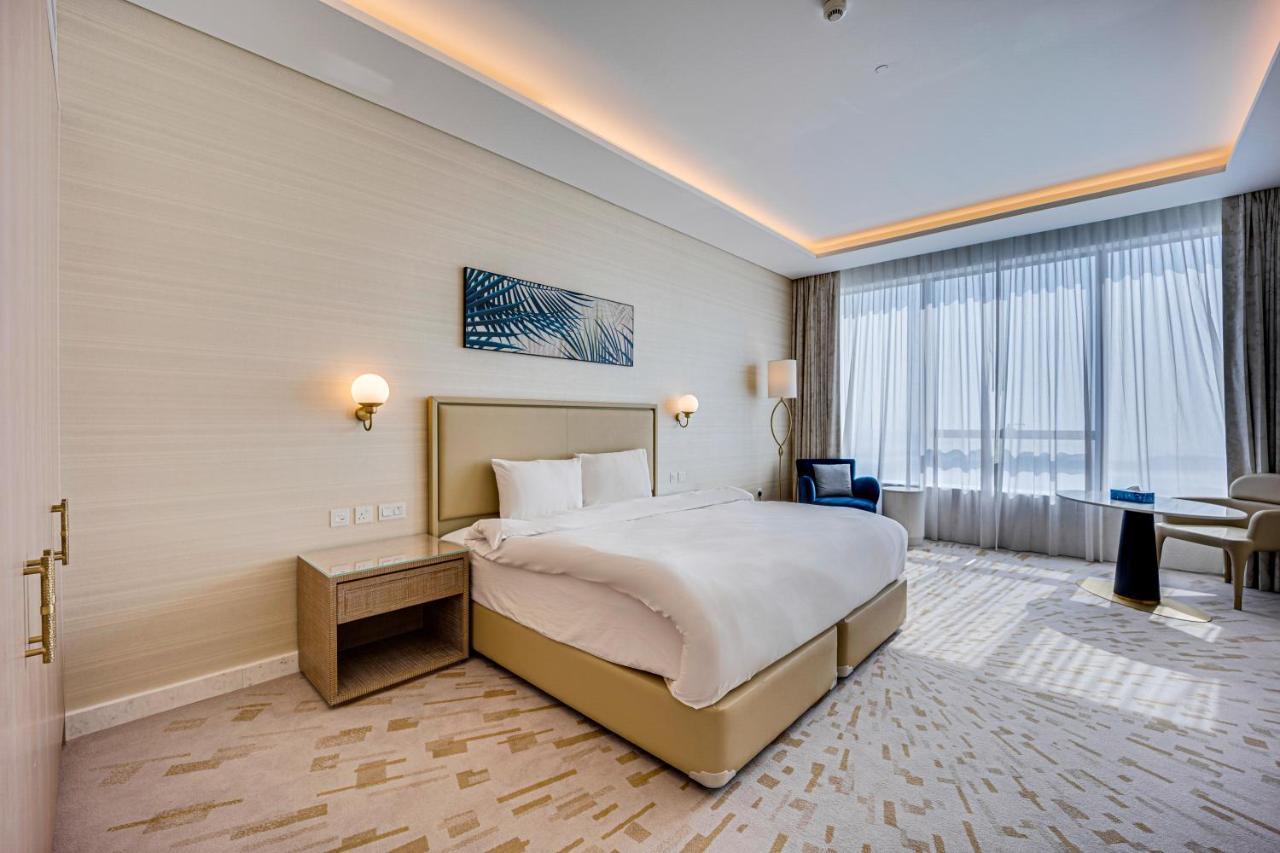 Apartment Luxury Sea View In The Palm Tower Dubai