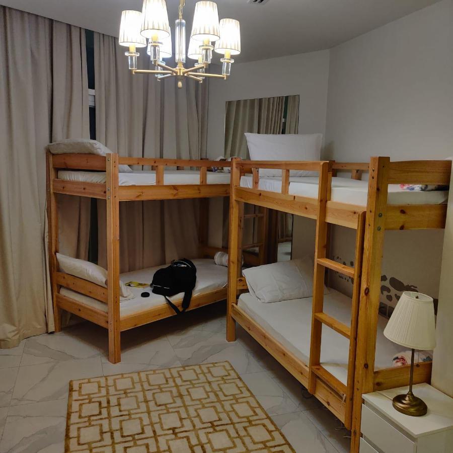 Royal Holiday Hostel *