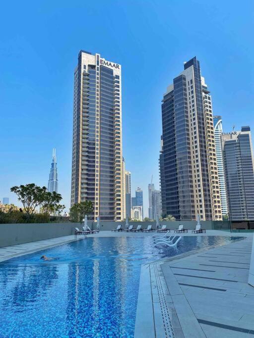 • Cosy Studio With Stunning Burj Khalifa Views! • Apartment *