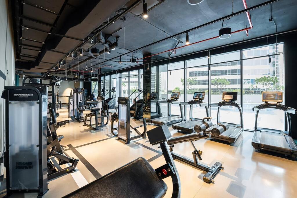 Apartment • Cosy Studio With Stunning Burj Khalifa Views! •