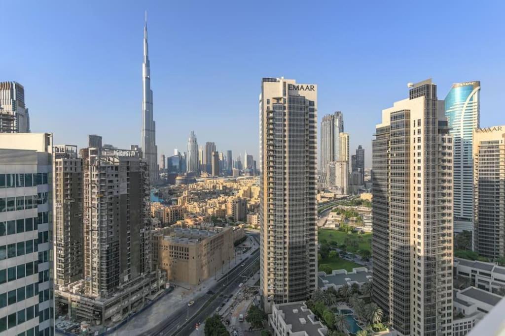 • Cosy Studio With Stunning Burj Khalifa Views! • * Dubai
