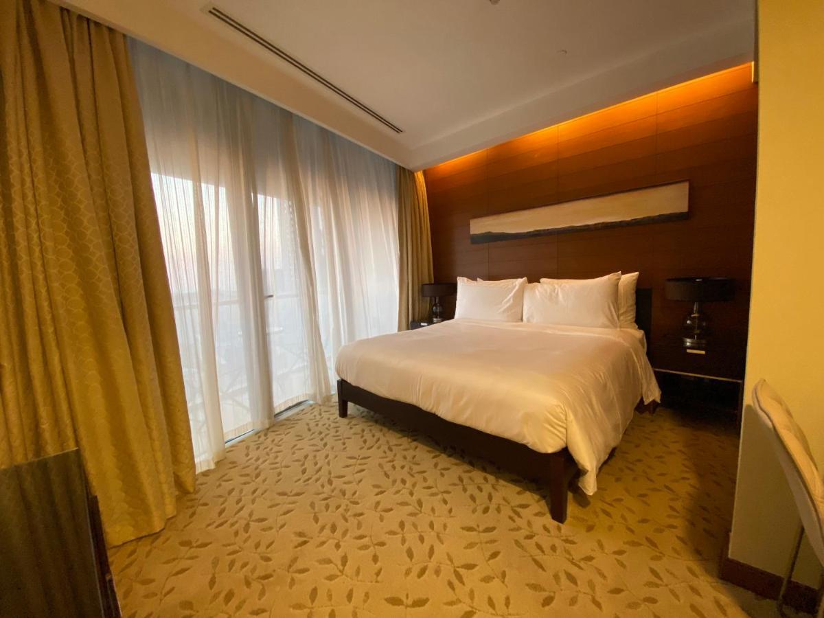 Superhost - Luxurious Apartment, 2-min From The Burj Khalifa - Address Mall Apartment Dubai