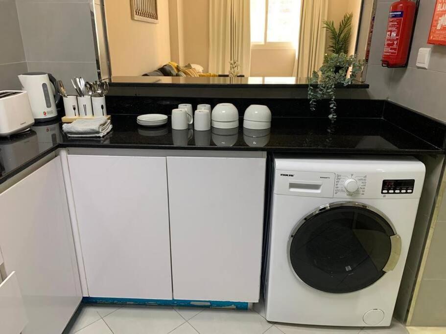 Apartment A Calm&cozy 1br-20 Min-dxb Airpt *