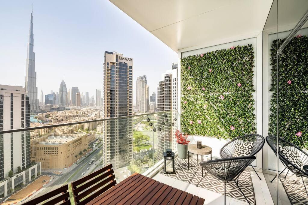 • Cosy Studio With Stunning Burj Khalifa Views! • Apartment *