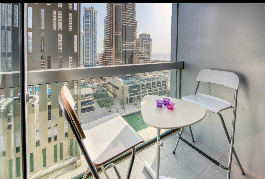 Apartment Cayan Tower