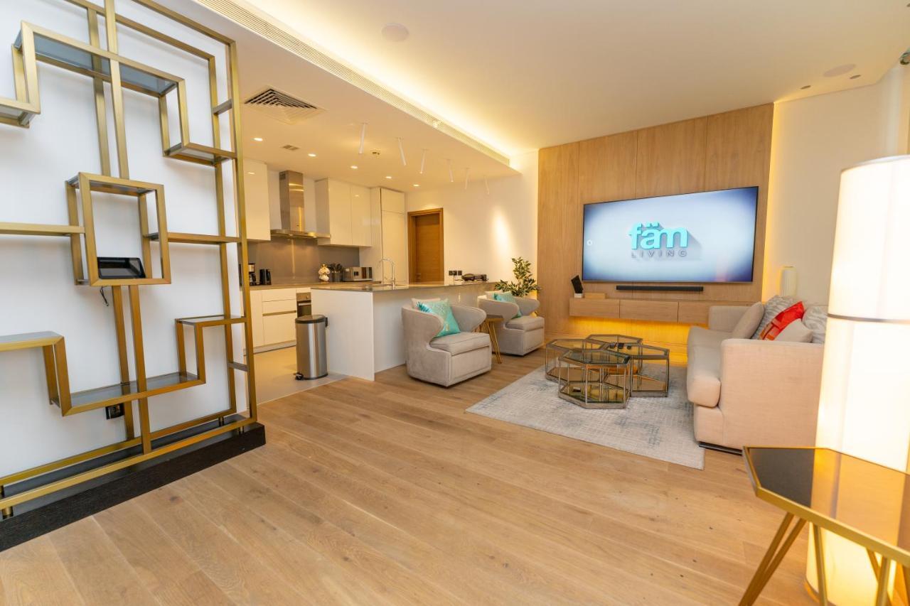 Apartment Fam Living - Walk - Luxe Interiors