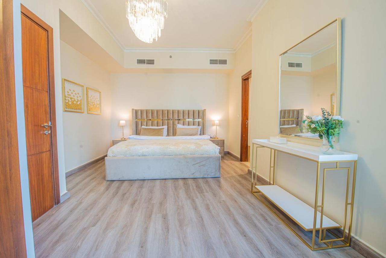 Apartment First Class 2br With Full Skyline & Sea View Dubai