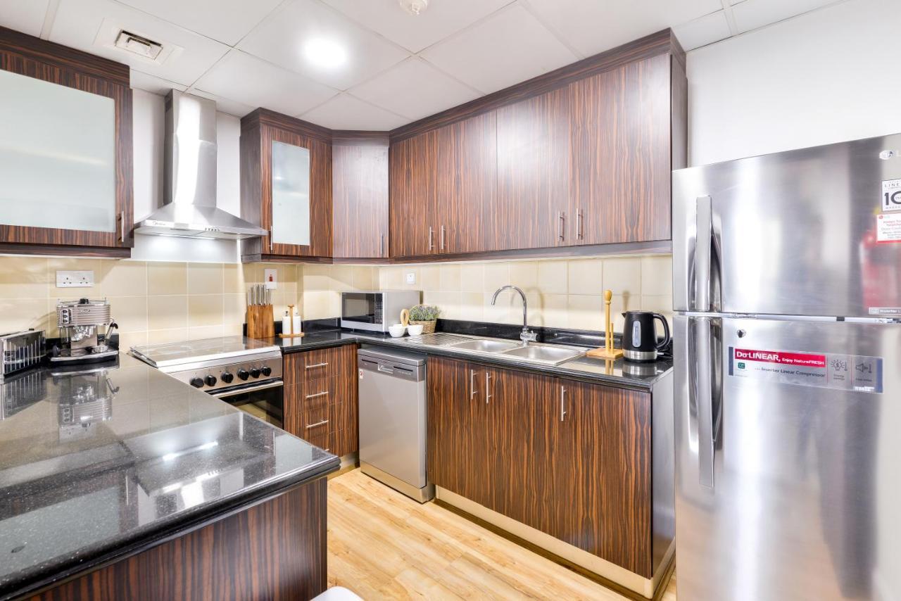 Apartment Luxury Jbr Shams - Marina View - Free 5 Star Access! *