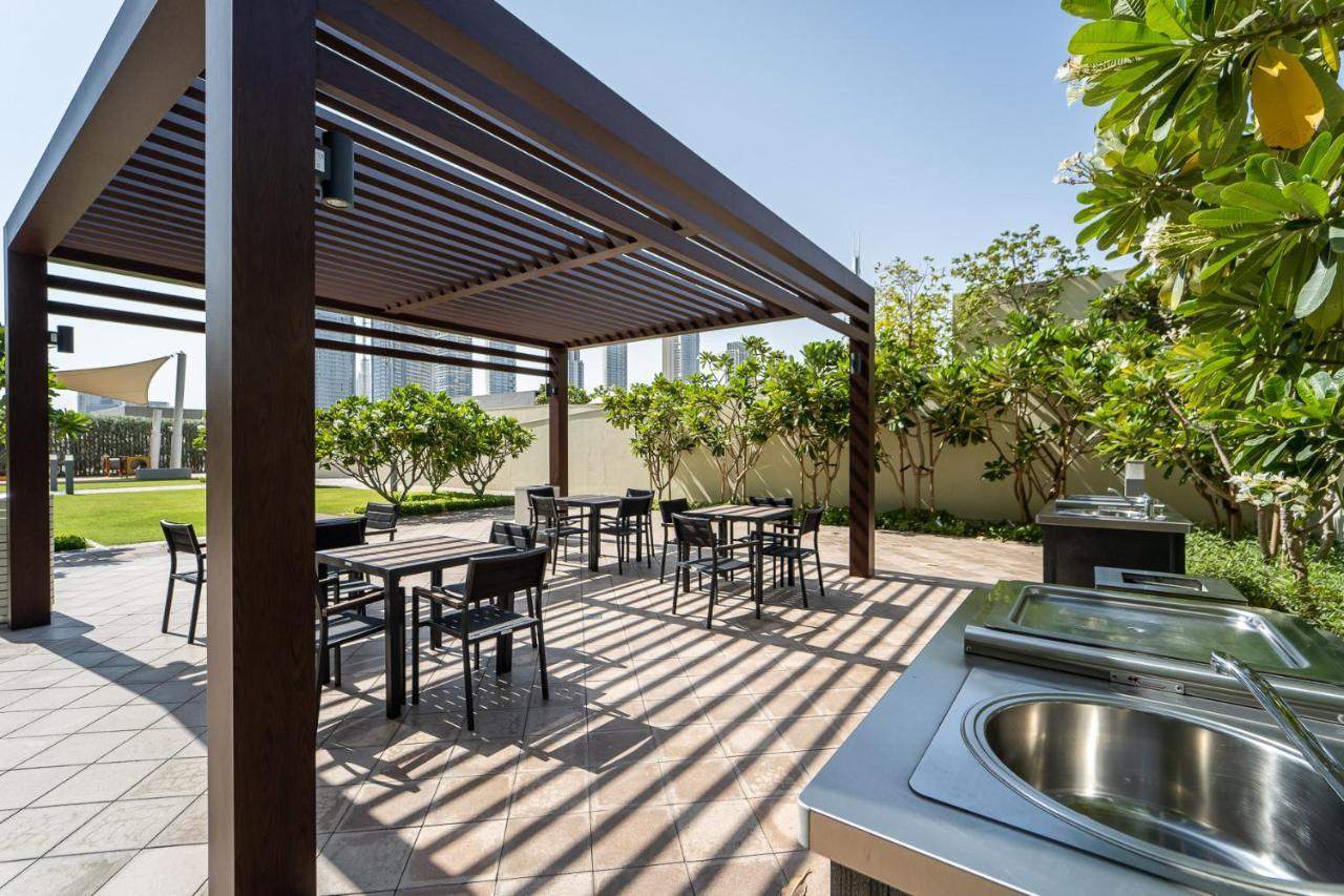 Luxury Staycation - Fancy Connected To Burj Khalifa Apartment