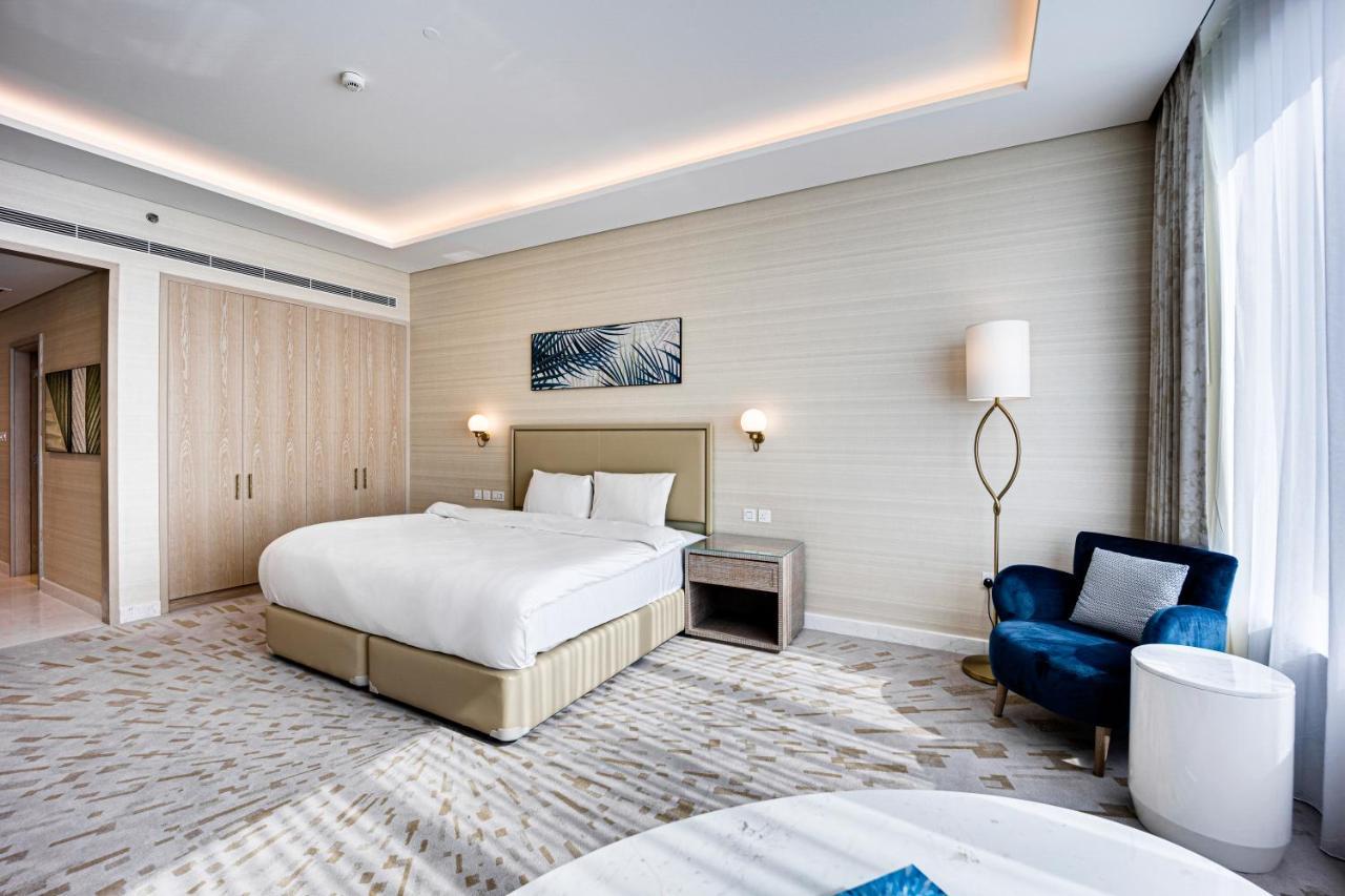 Apartment Luxury Sea View In The Palm Tower Dubai