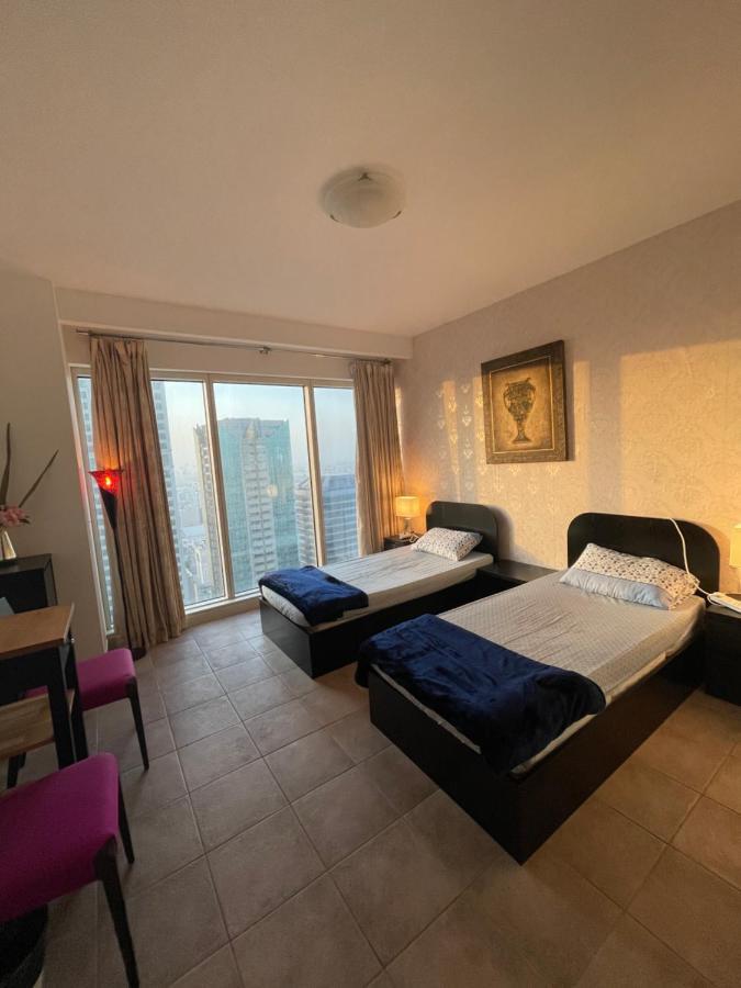 Travelers Backpackers Dubai
