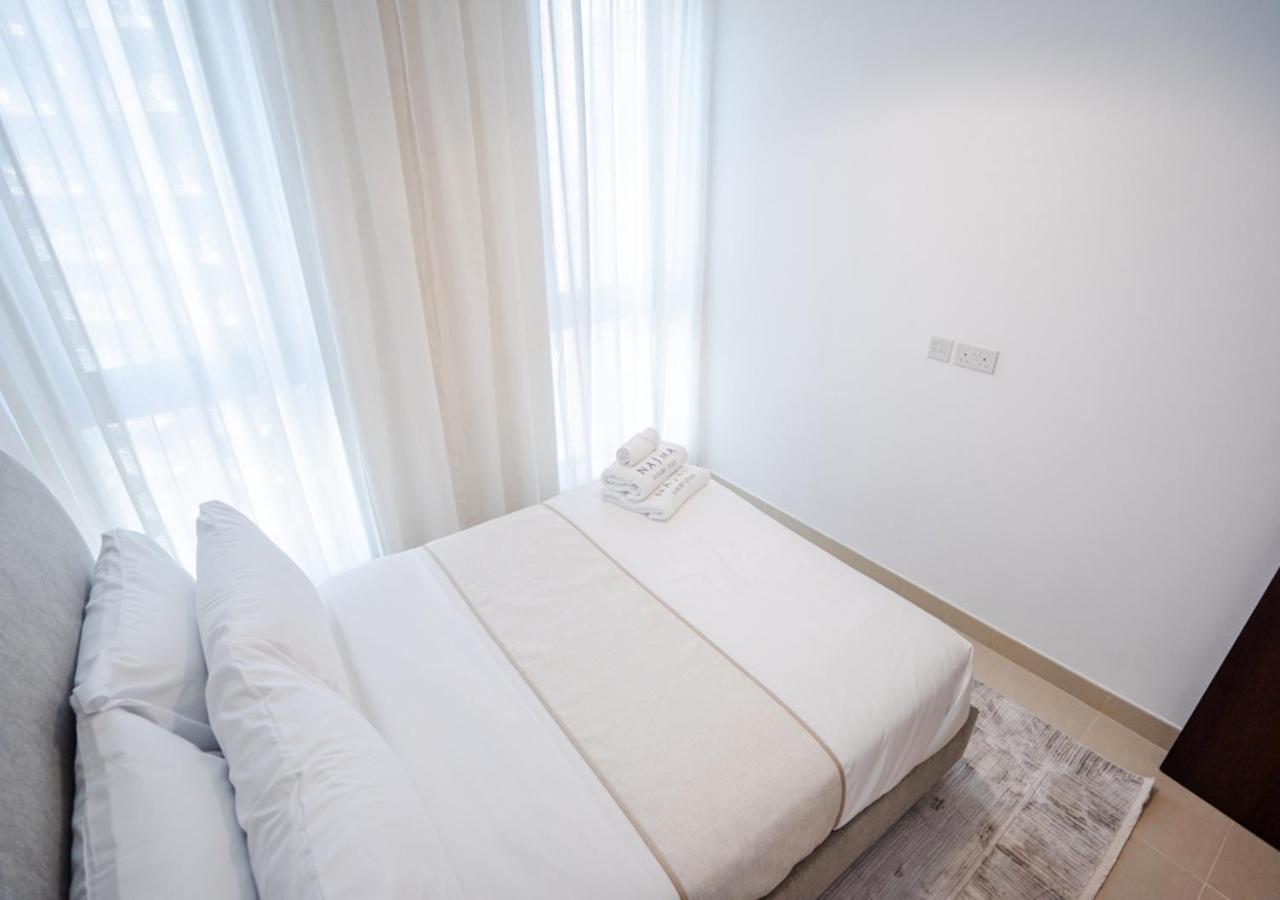 Nasma Luxury Stays - Standpoint Tower A