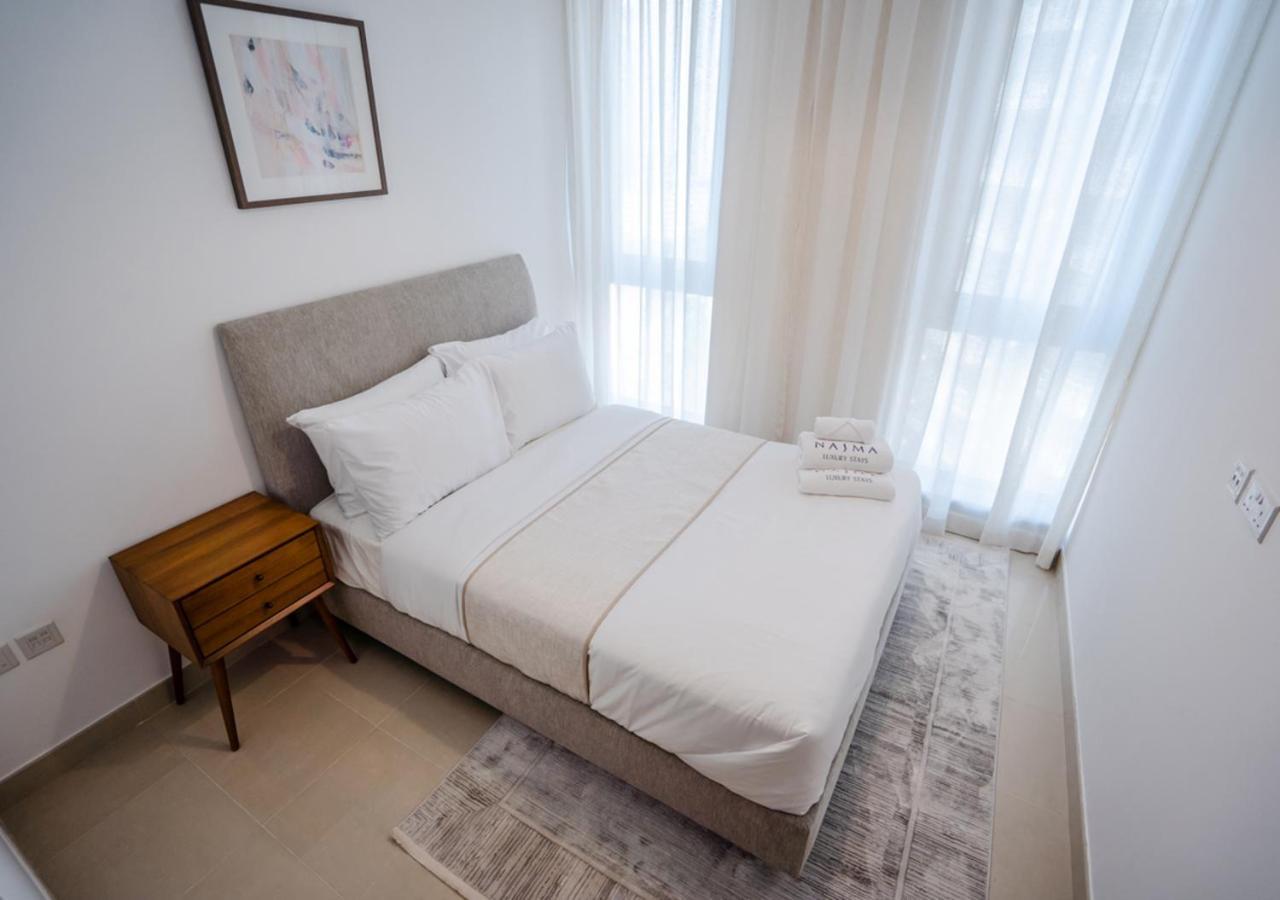 Nasma Luxury Stays - Standpoint Tower A Apartment Dubai
