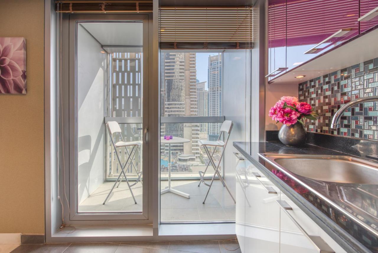 Cayan Tower Dubai