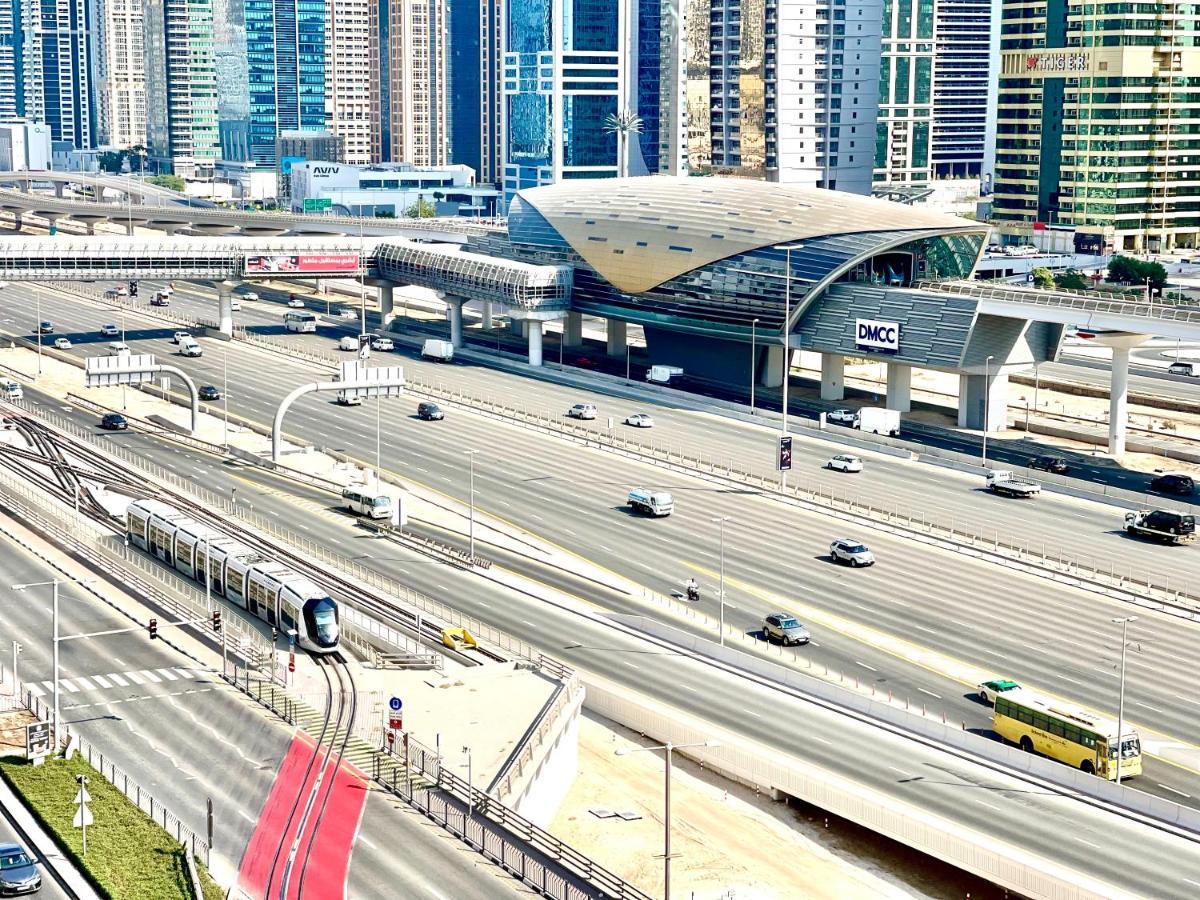 Luxury Close To Jbr Beach&yacht Club&metro-available Airport Shuttle Dubai