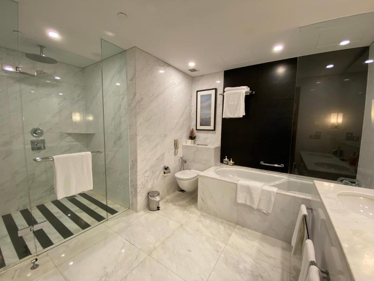 Superhost - Luxurious Apartment, 2-min From The Burj Khalifa - Address Mall Apartment