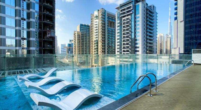 Apartment Cosy Studio With Luxurious Pool In Business Bay- Bayz Tower Dubai