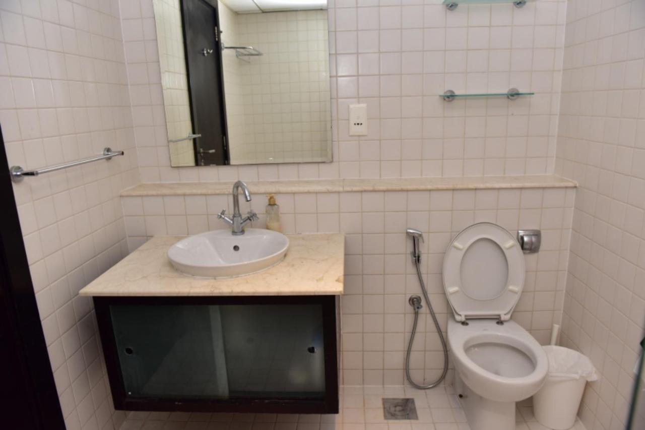 Marina 1 Bedroom Apt. Walking Distance Jbr. Apartment *