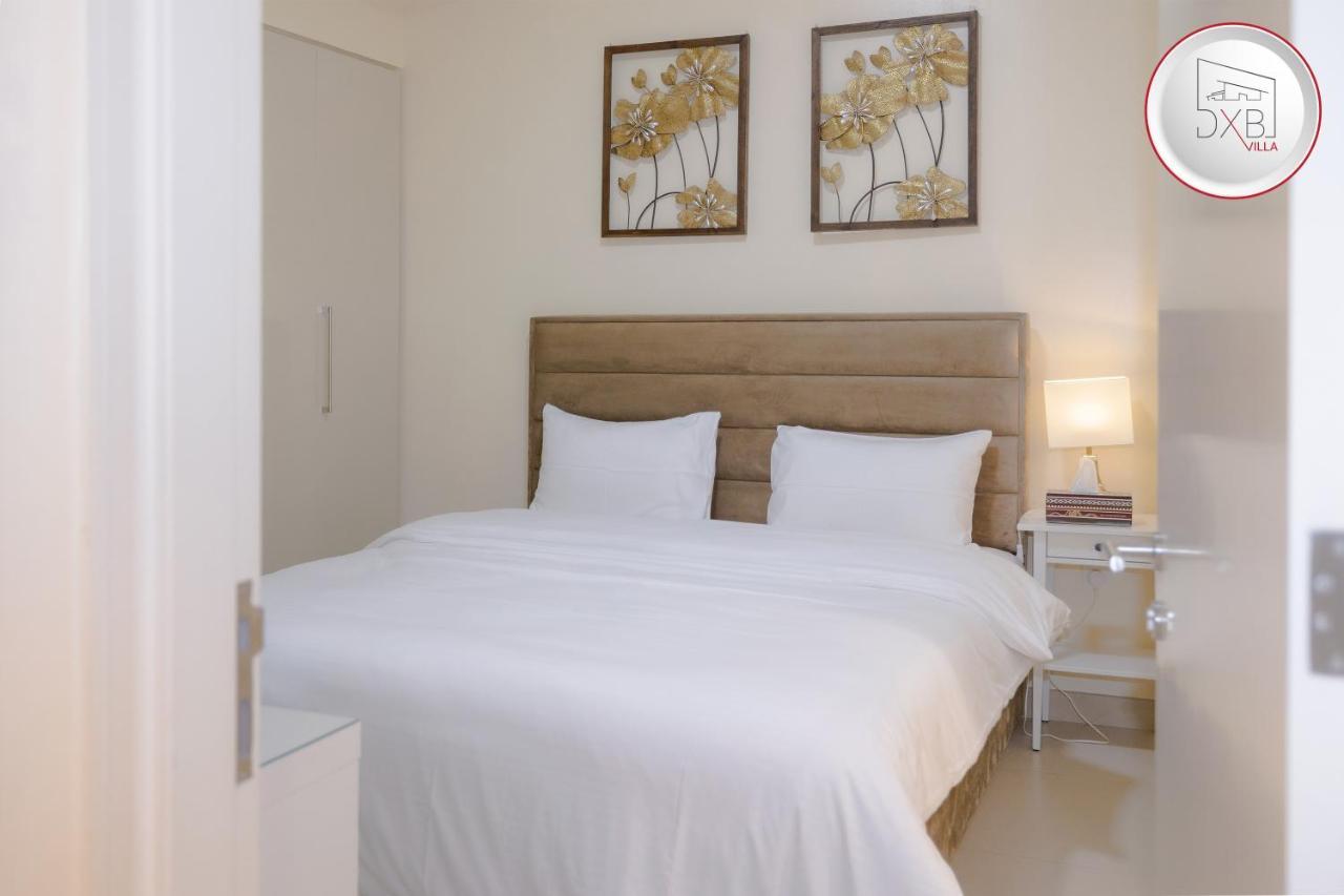 Villa 5 Bedroom - Hills Dubai