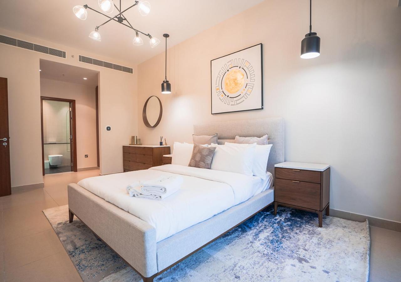 Nasma Luxury Stays - Central Park Tower Apartment