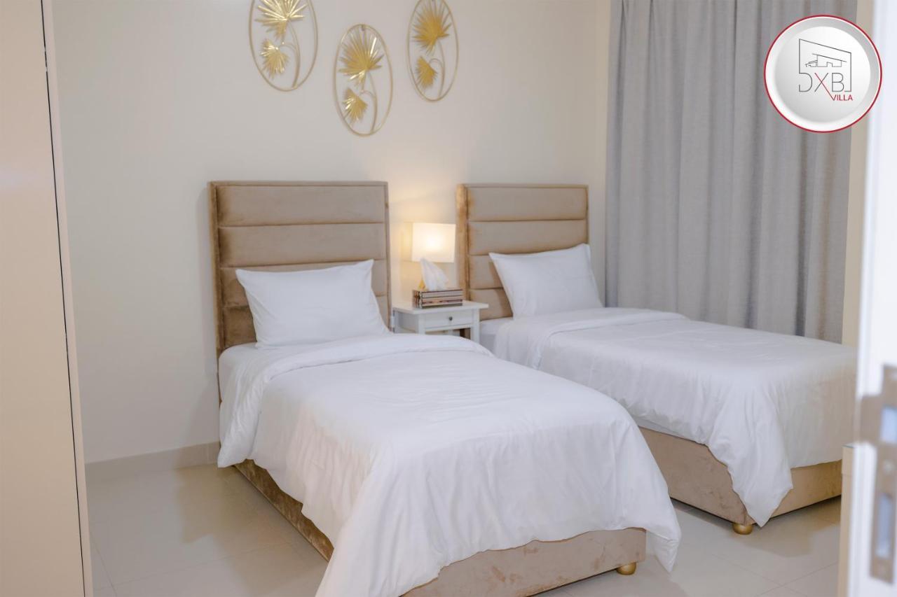 5 Bedroom - Hills * Dubai